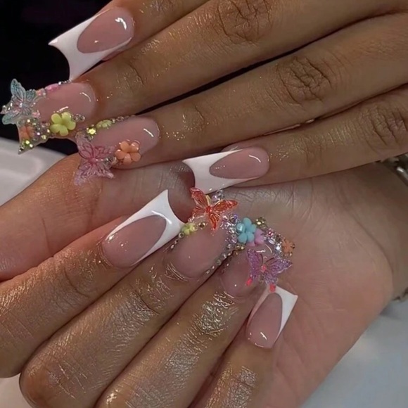 24pc Press On Nail Set from the Nail Bar 💅 - Picture 2 of 4